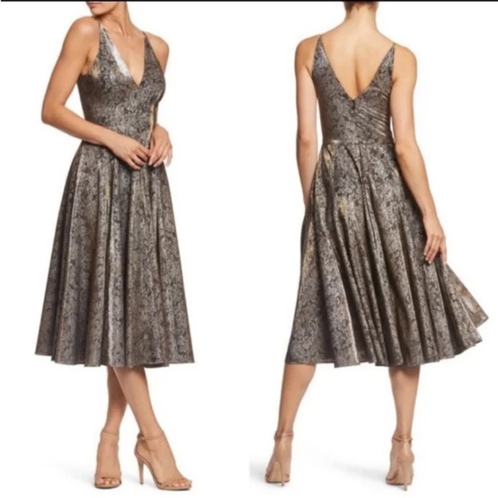 NWT Dress The Population metallic Jacquard midi fit flare gown v neck